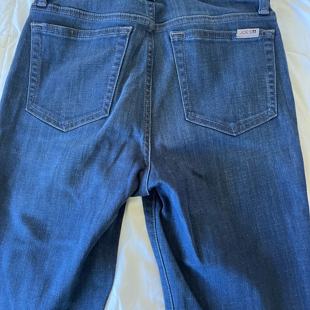 JOEs Jeans - size 26. Jeans are a nice stretch blend very comfortable